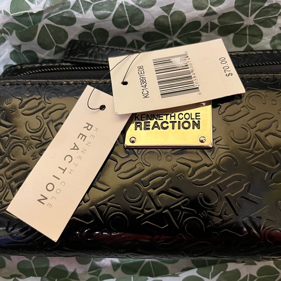 New Keneth Cole Double Pouched Wristlet in Pristine Condition! - Picture 4 of 15